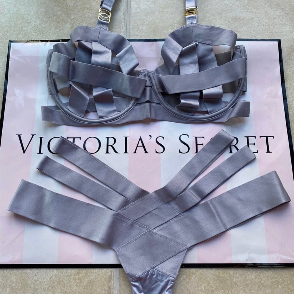 36 DD Victoria Secret Set